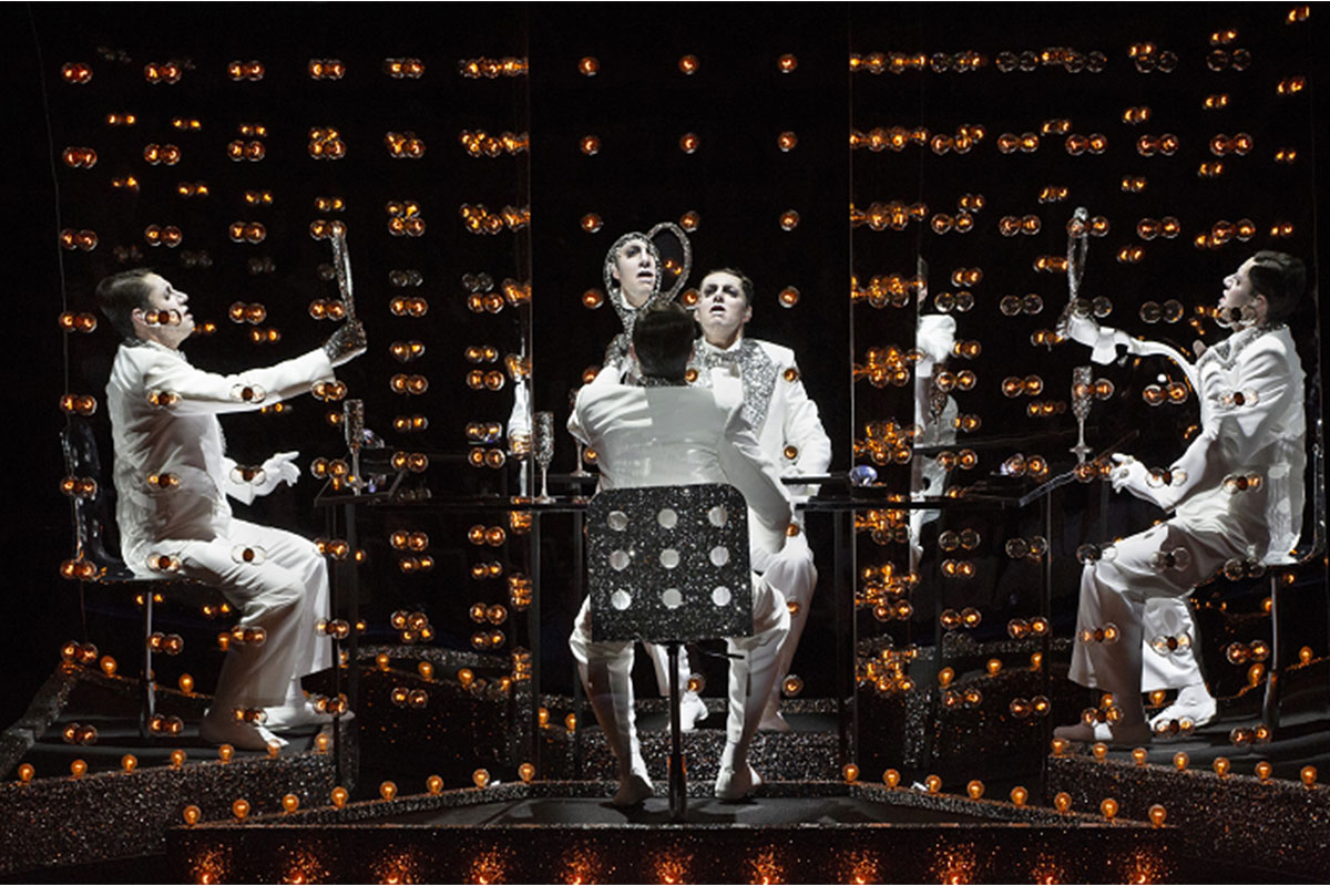 festspiele ludwigshafen Dorian Düsseldorf Robert Wilson Oscar Wilde