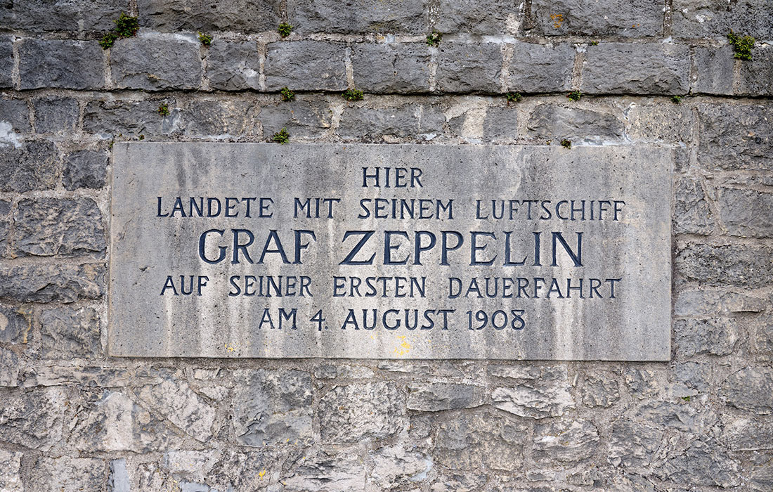 ferdinand graf zeppelin trebur denkmal schlösser hessen