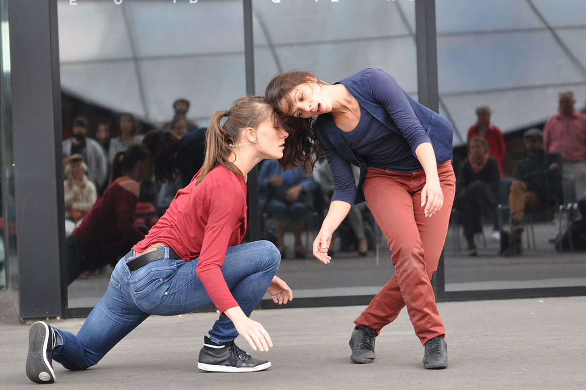 strassentheater ludwigshafen damotus! take air