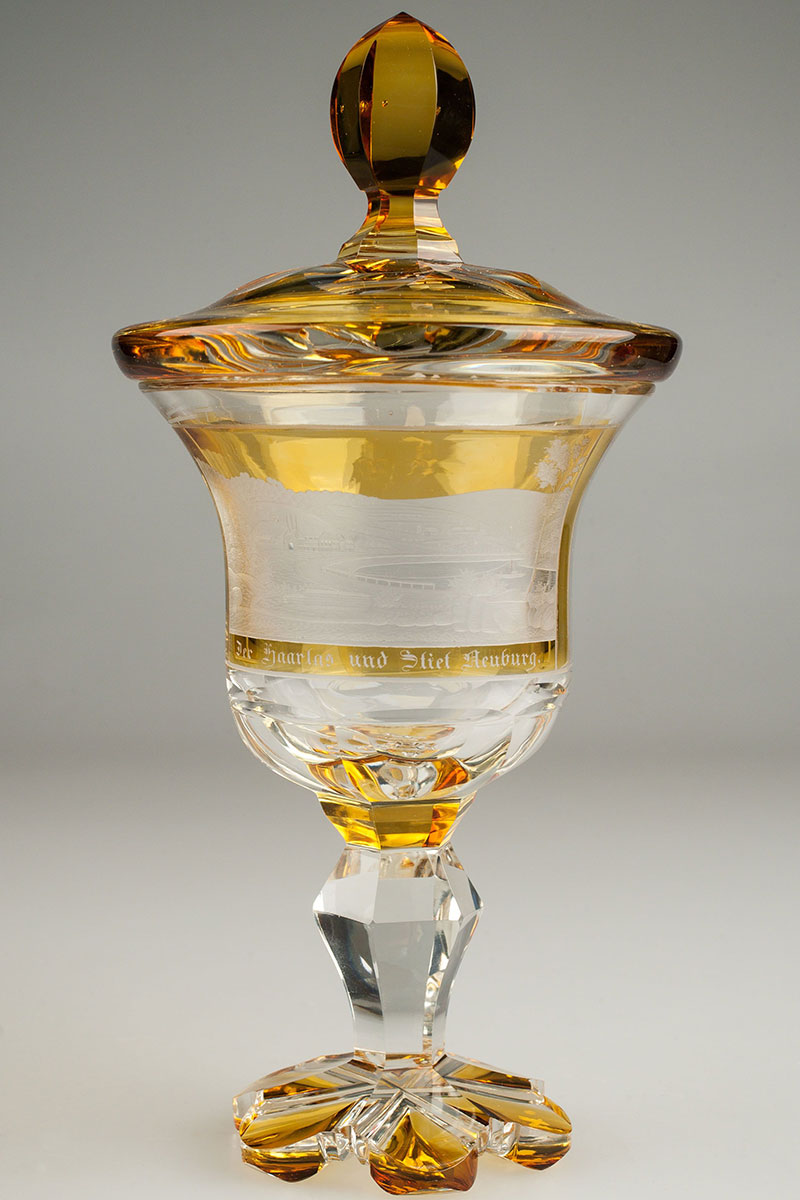 Andenkenglas Haarlass und Stift Neuburg Böhme 1830 reiselust